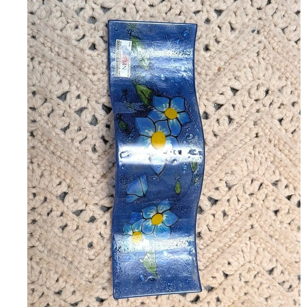 Pampeana Mythos Fused Glass Wave Tray Blue Forget Me Not Flower Art Ecuador 8.5